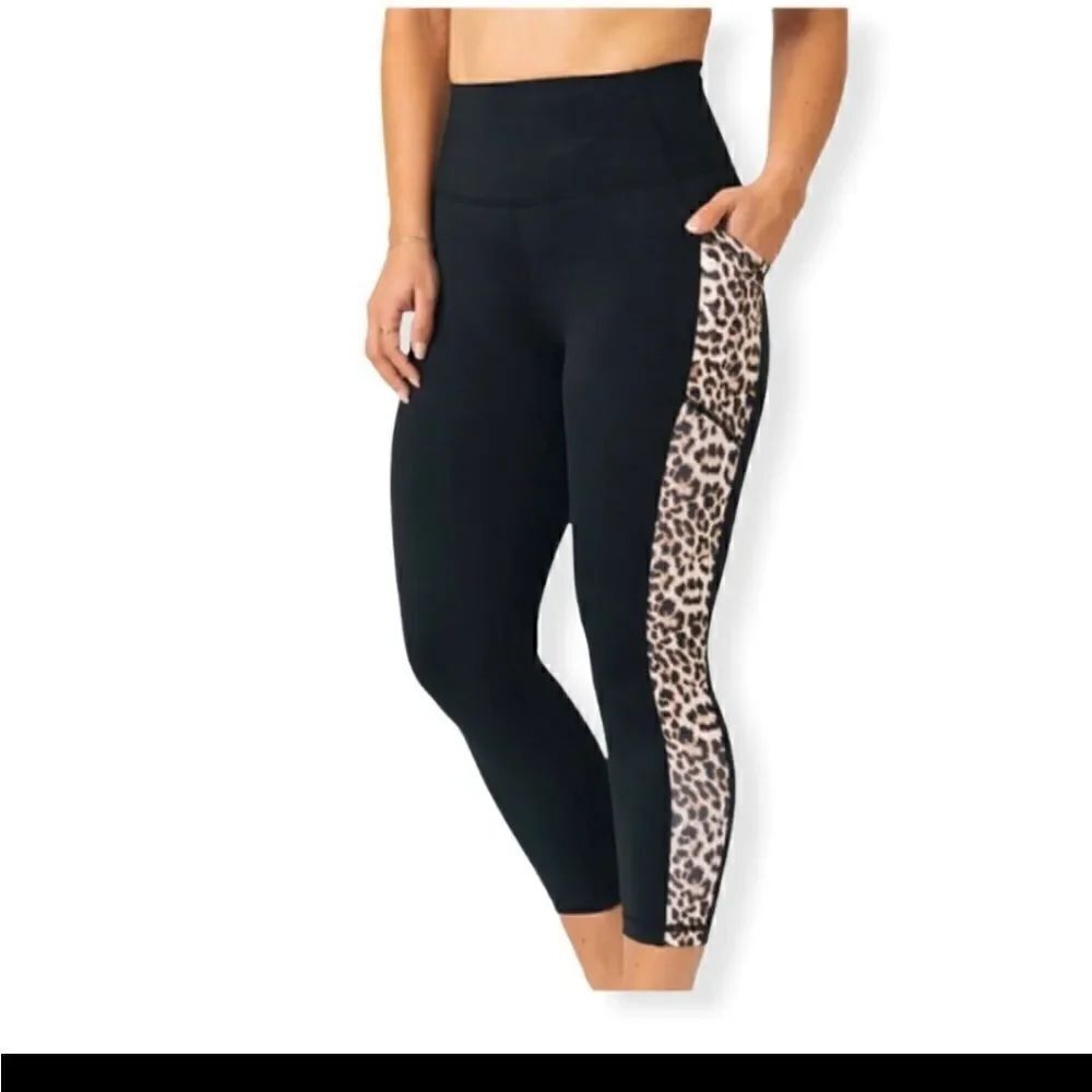 ZYIA Leopard Pocket Brilliant Hi-Rise 20” Crop Leggings, sz 12